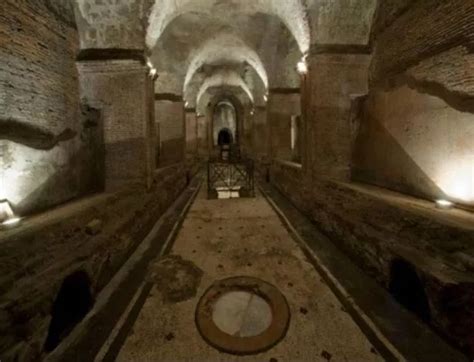 Ancient underground tunnels in Rome are now open to the public - Mirror ...