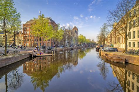 Keizersgracht in Amsterdam - Learn More About Amsterdam's Rich History Along This Charming Canal ...