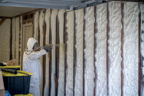 Spray Foam Insulation vs Fiberglass: What's the Difference?