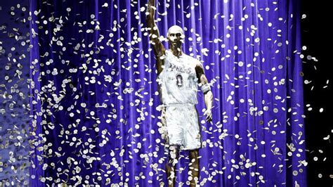 Kobe Bryant statue details: First of 3 statues celebrates daughters ...