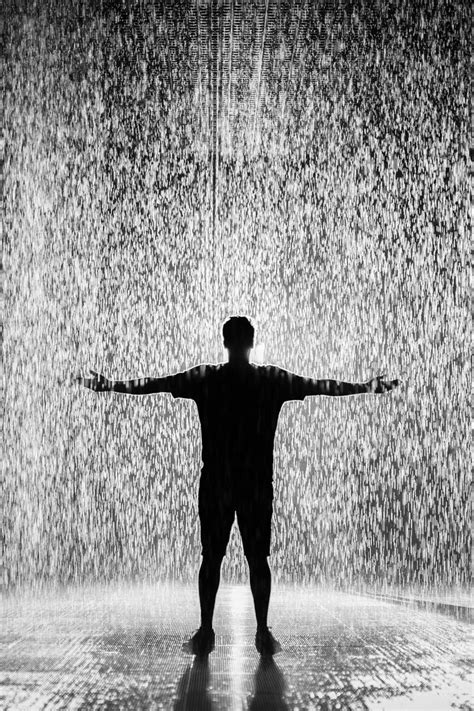 Standing in the rain – Artofit