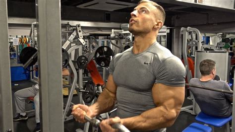 Full Biceps & Triceps Workout For Bigger Arms - YouTube