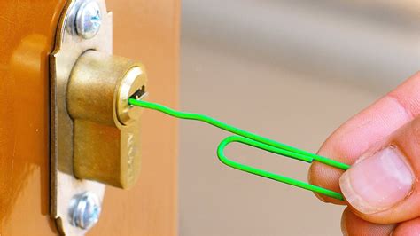 How to Pick A Cabinet Lock with A Paperclip 30 Smart Tricks to Open Anything Around You Youtube ...