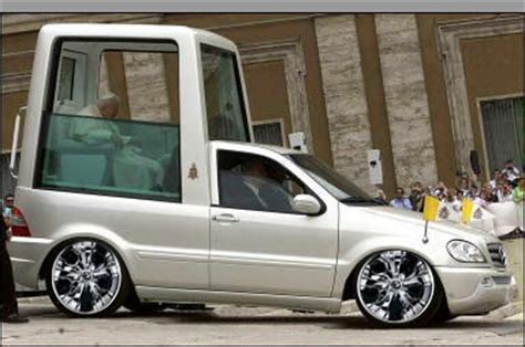 Popemobile - Uncyclopedia