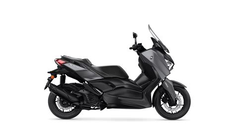 Nouveau – les Yamaha XMAX 125 et 300 avec la connectivité et une assise ...