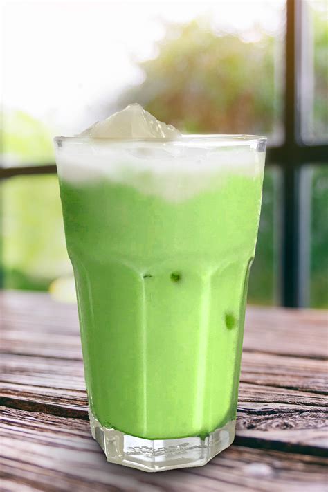 Best Homemade Thai Green Tea Recipe Without Thai Tea Mix (Updated 2022)