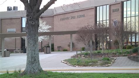 'Non-specific threat' at Farragut High School leads to early dismissal