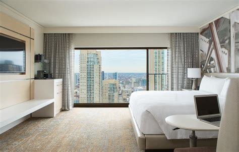 Chicago Marriott Downtown Magnificent Mile in Chicago, IL - (312) 836-0...