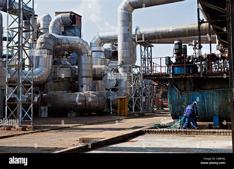 Sulfuric acid production hi-res stock photography and images - Alamy