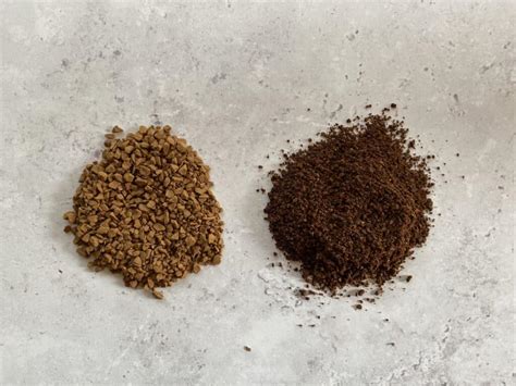 Instant Coffee vs Ground Coffee: What's the Difference? (2022)