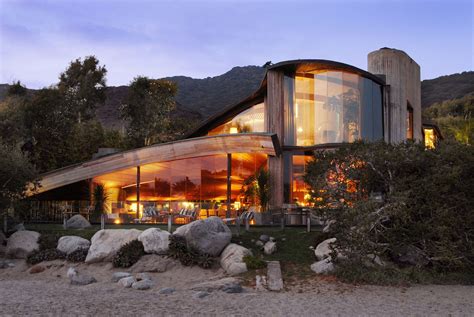 Segel House, Malibu, CA, USA (1979) | Malibu house, John lautner, Architecture house