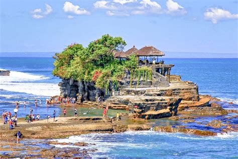 Tanah Lot Uluwatu Temple Bali Tour - Exploring Nusa Penida Bali And Manta Snorkeling Tour