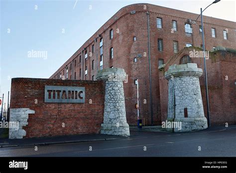 titanic hotel stanley dock liverpool uk Stock Photo - Alamy