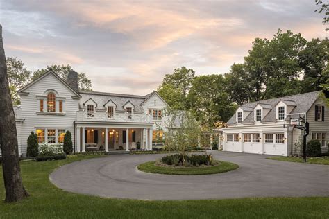 NEW HOUSE: Carriage Garage & Breezeway Inspiration