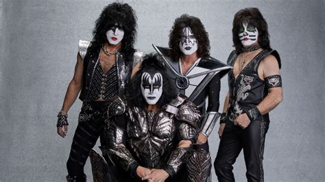 Kiss Cincinnati: Paul Stanley discusses best American rock band, Kiss