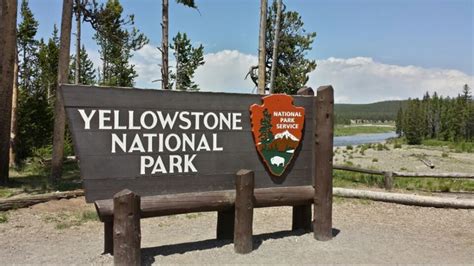 Yellowstone National Park (East Entrance) | Yellowstone national park, National parks, Yellowstone