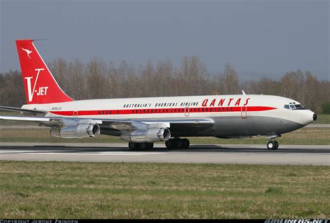 Boeing 707-138B - Qantas (John Travolta) | Aviation Photo #1340264 ...