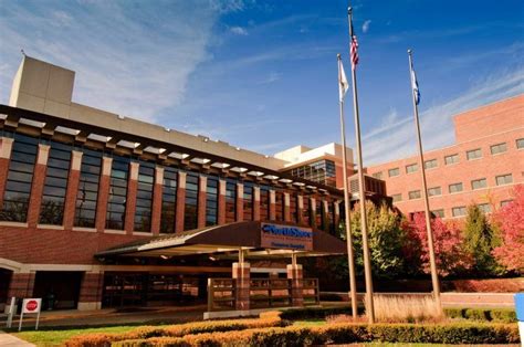 If You're Sick, These 10 Hospitals In Illinois Are The Best In The State | Top hospitals ...