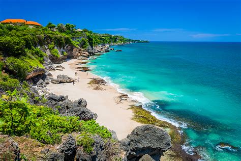 Romantic Jimbaran Beach: A Tranquil Escap - Indonesia Travel