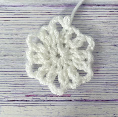 How to crochet a Snowflake Ornament - Crafting on the Fly