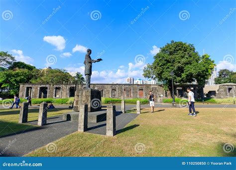 Jan 21,2018 Rizal Statue At Fort Santiago , Intramuros, Manila Editorial Image | CartoonDealer ...