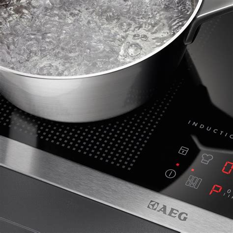 AEG Cooker Hood Buying Guide - The Cooker Hood For You | AEG