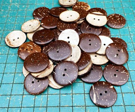 Coconut Shell Buttons, 30mm, 100 Count, Aloha Shirt, About 1-3/16 Inch ...