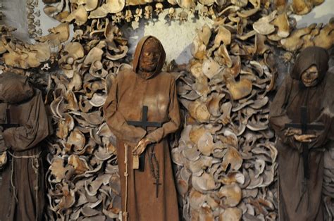 Bizarre Ancient Capuchin Crypt 'Decorated' With The Bones Of 4,000 Monks | MessageToEagle.com