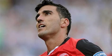 Jose Antonio Reyes Wiki, Bio, Age, Wife, Kids, Accident, Net Worth, Salary, Parents, Family ...