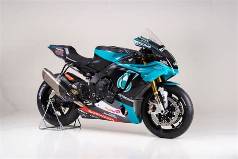 Yamaha R1 MotoGP Replica Unveiled | DriveMag Riders