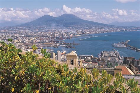 Beaches Nearest to Napoli, Italy | USA Today