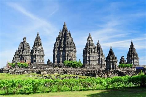 The History of Prambanan Temple and Its Origin & Story - Sinaumedia