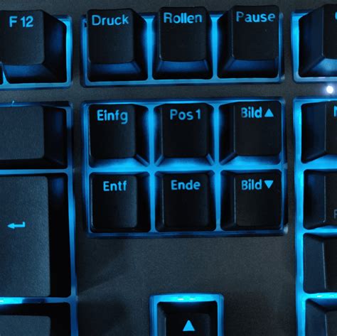 Uneven illumination Ducky Shine 7 keycaps. Is this normal? : r/DuckyKeyboard