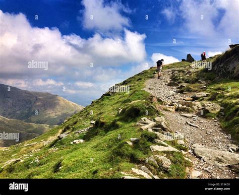 Hiking up the Old Man of Coniston, Lake District, Cumbria Stock Photo - Alamy