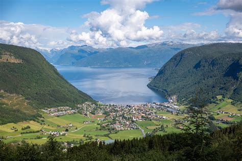 Sognefjord Cruise, Jostedalsbreen and Vik