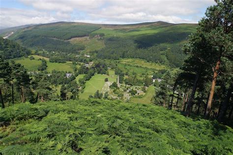 Glendalough Walk: BEST ROUTE, distance, WHEN to visit, and more