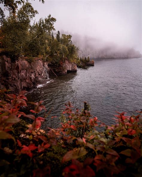 The north shore of Lake Superior is just gorgeous : r/pics