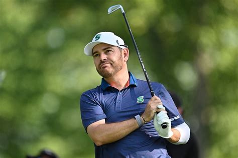 Golf-Major winners Oosthuizen, Schwartzel share lead at Leopard Creek ...