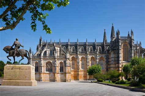 Batalha em Portugal: o que visitar, onde ficar e o que comer