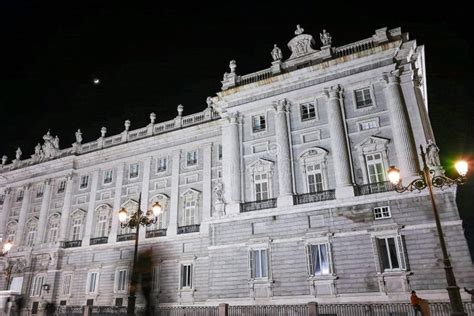 Night View of the Facade of the Royal Palace of Madrid Editorial Stock ...