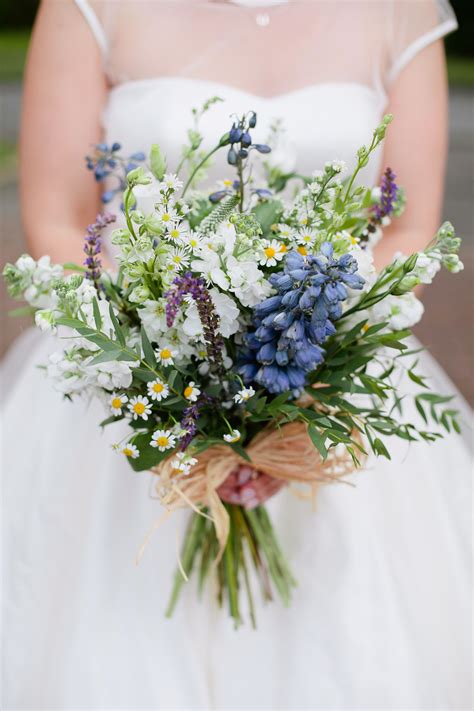 22 Beautiful Bouquets That Can Double as Your Something Blue | Wedding bouquets, Wedding flowers ...