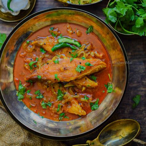 Pomfret fish curry (Bengali style) – Kitchen Mai