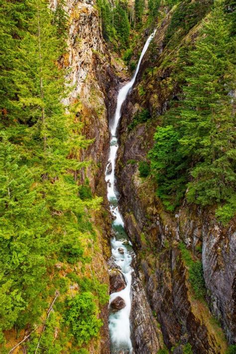 15 EPIC Hikes in North Cascades National Park (+1 to Skip!)