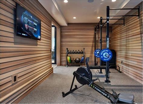 Basement gym accent wall (Thin wood shiplap) #BasementHomeGymDecor | Home gym flooring, Gym room ...