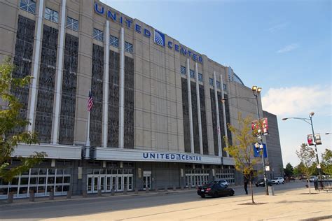 Chicago Blackhawks - United Center Guide | Ice Hockey Tripper