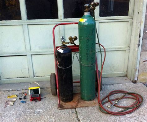 TOOLS - OXY-ACETYLENE TORCH (Gas Welder)