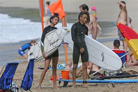 Jaden Smith Shows Off Six Pack Abs During Smiths Beach Holiday – Celeb ...