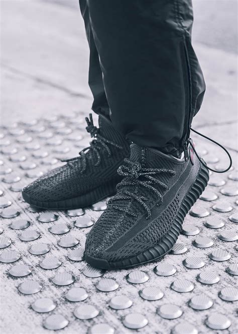 adidas Yeezy Boost 350 v2 Black FU9013 Release Date | SneakerNews.com