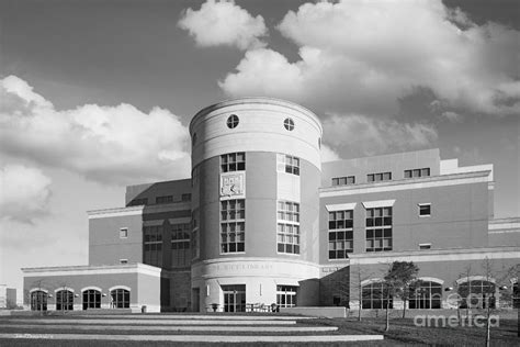 University of Southern Indiana Rice Library Photograph by University ...