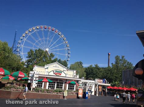 Colossus at Six Flags St. Louis | Theme Park Archive